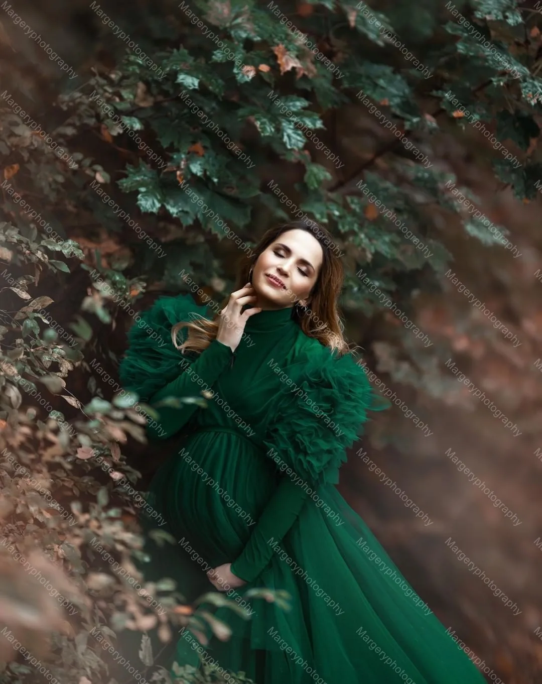 Elegant Dark Green Tiered Tulle Maternity Dress To Photography Demure High Neck Ruffles Long Sleeves Pregnant Women Robes Plus S