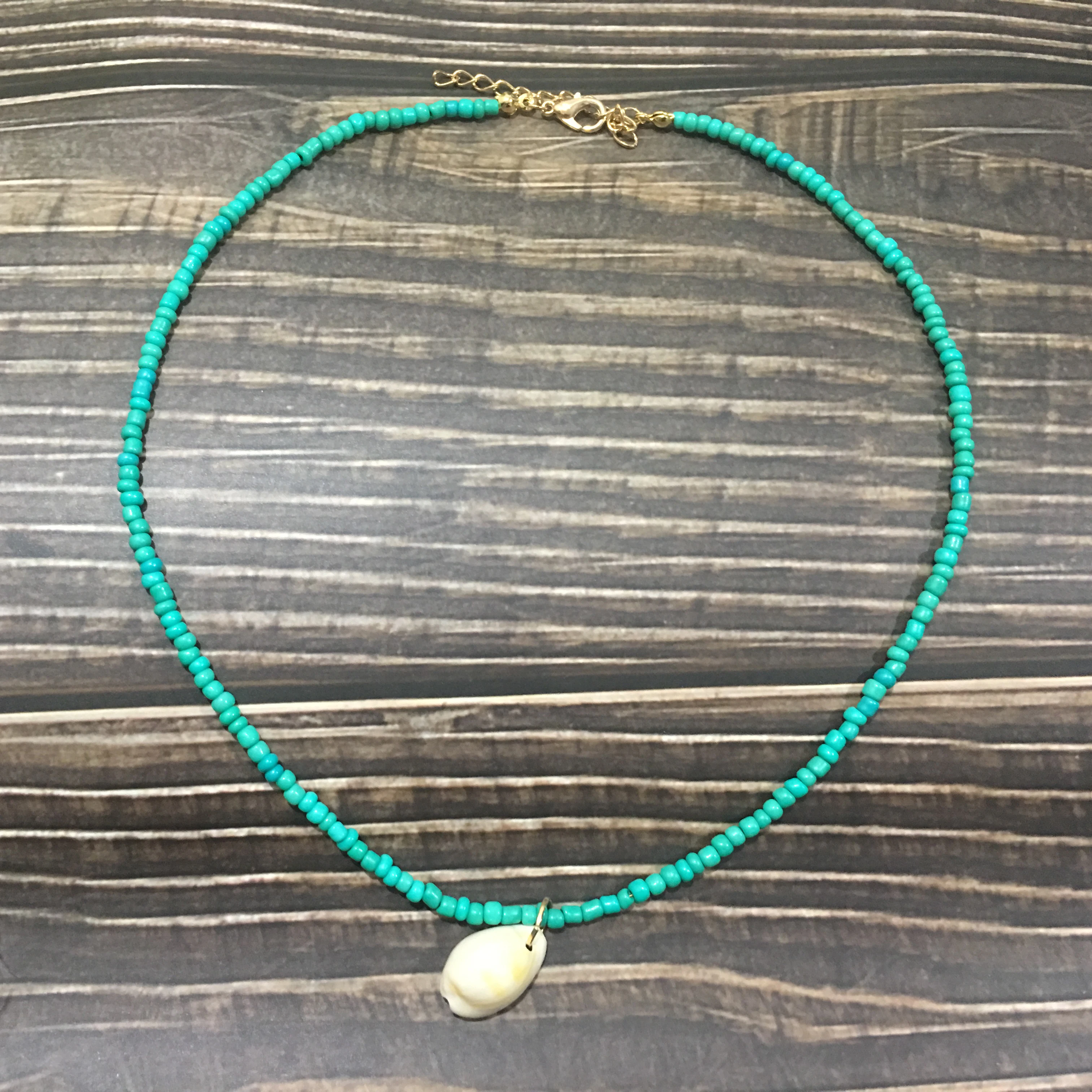 Simple Seed Beads shell Strand Necklace Women String Beaded Short shell Choker Necklace Jewelry 16 inches Chokers Necklace Gift