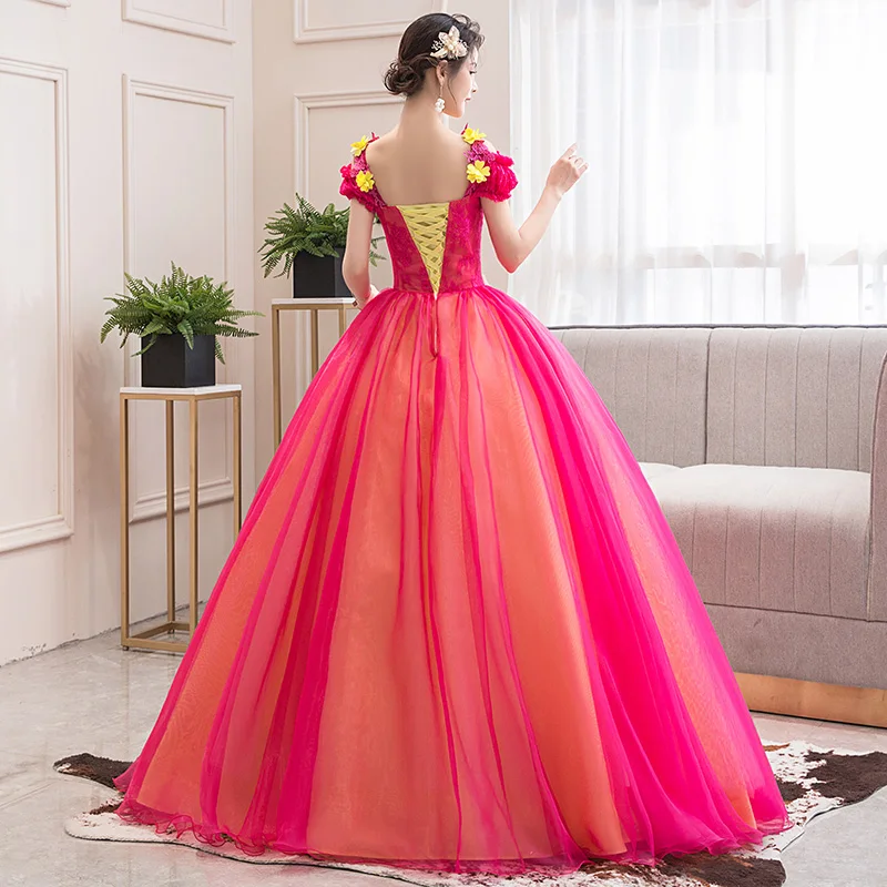 Abiti Moda Abito Quinceanera in pizzo Elegante manica corta Appliques Abito da ballo lungo fino al pavimento Abito da ospite Abito personalizzato