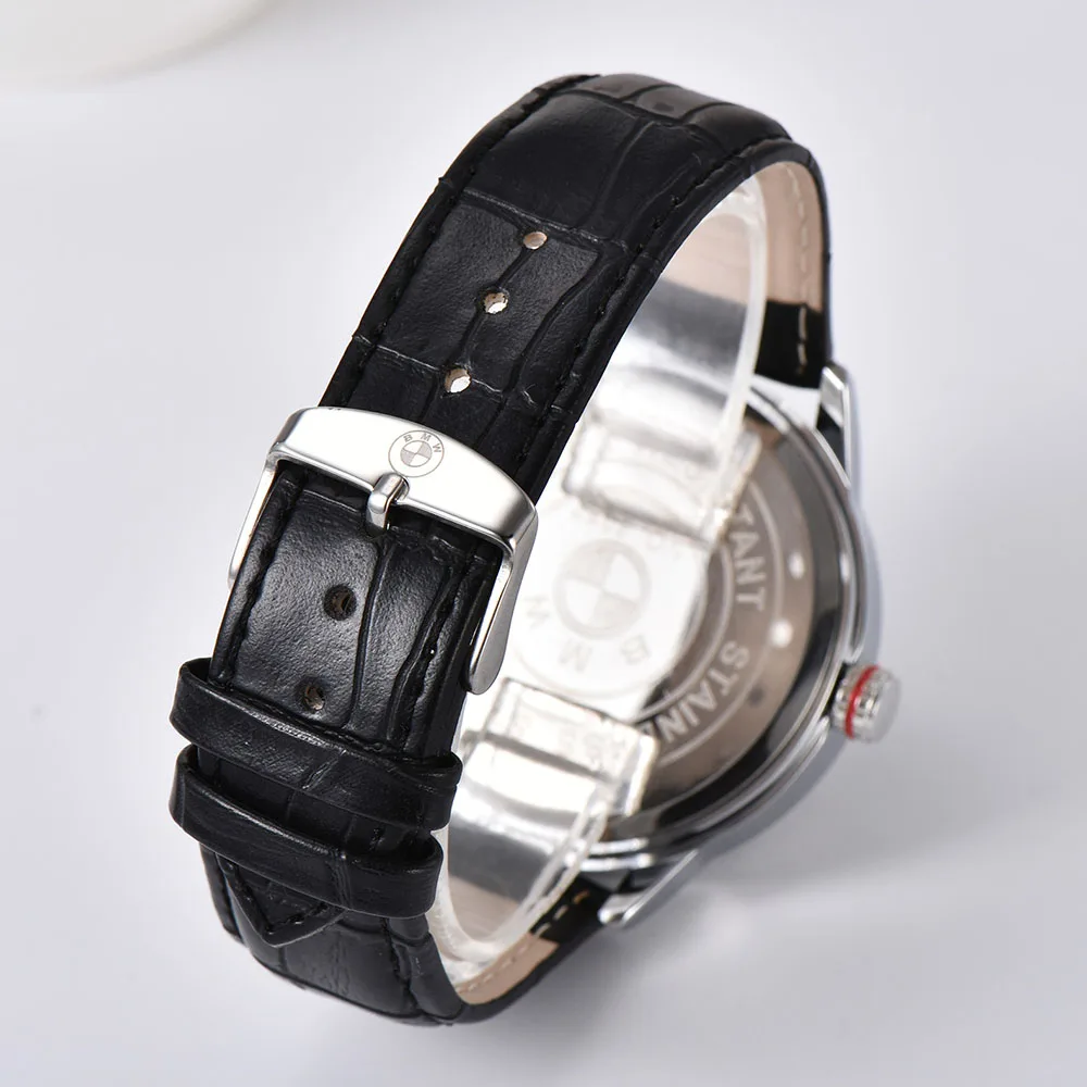 Creatieve Natrual stijl Klassieke precisie Mode mannen Quartz horloge Racing tire Gratis Roestvrij Band Klok Casual Sport