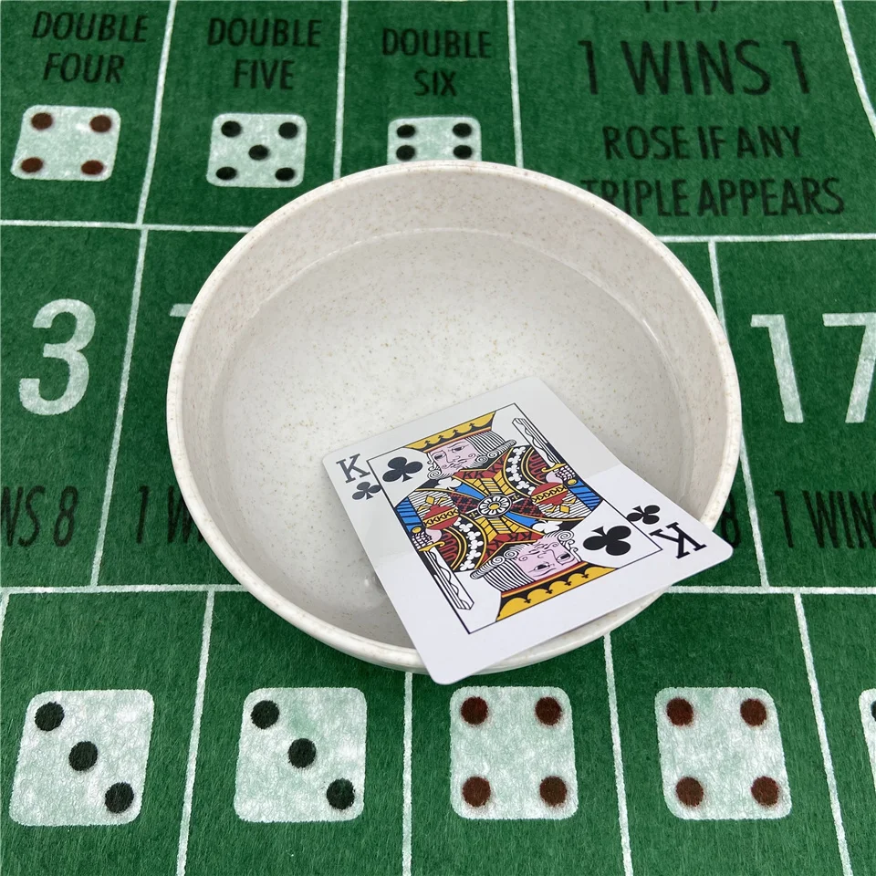 Playing Cards Pokers Plastic Baccarat Texas Hold'em Entertainment Poker Cards PVC Board Games Wearable Card Game Chip