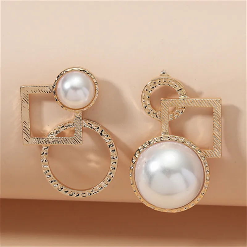 MANGOSKY Fashion Vintage elegant Baroque wreath earrings fashion sweet studs