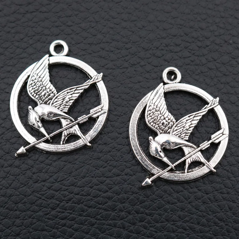 6pcs Silver Color Hunger Game Mocking Jay Charm, Circle Bird Arrow Pendant, Hunger Game Funs, Mocking Jay Pendants, 25x30mm A82