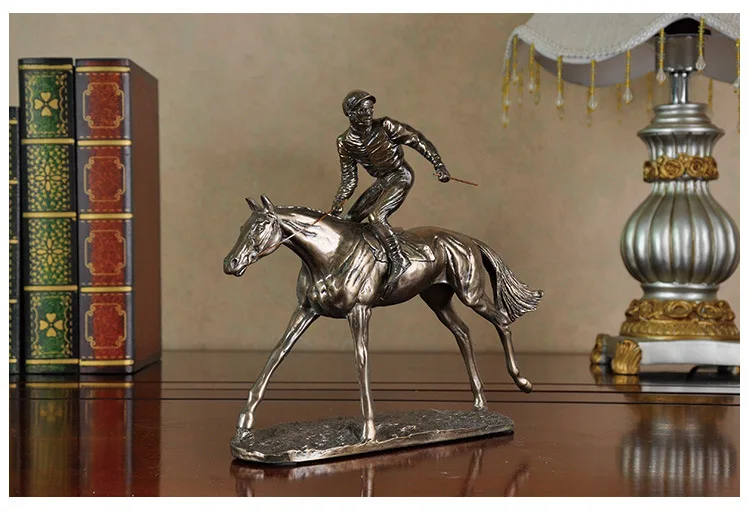 

European-style character rider statues resin race horse sculpture office desktop living room ornaments Home decoration a1096