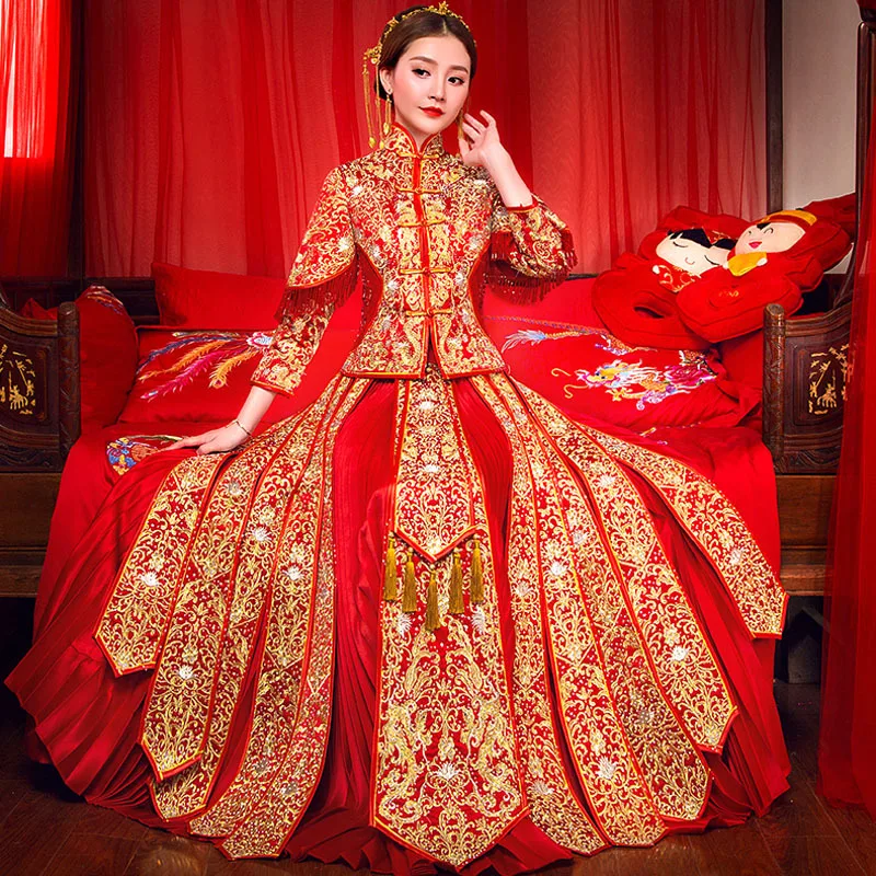 

New Oriental Chinese Traditional Wedding Dress Women Phoenix Embroidery Cheongsam Red Silk Qipao Bride Traditions Robe Chinoise