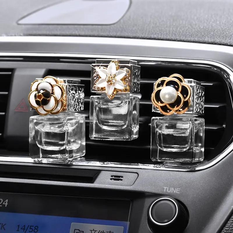 Perfume empty bottle volatile self-installed diffuser Aromatherapy bottle car interior decoration ornaments