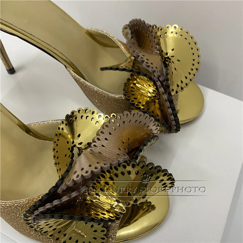 Piegato fiore fatto a mano scarpe tacco alto donna 10cm tacco sottile punta aperta Bling panno con paillettes estate 2024 sandali Chic donna