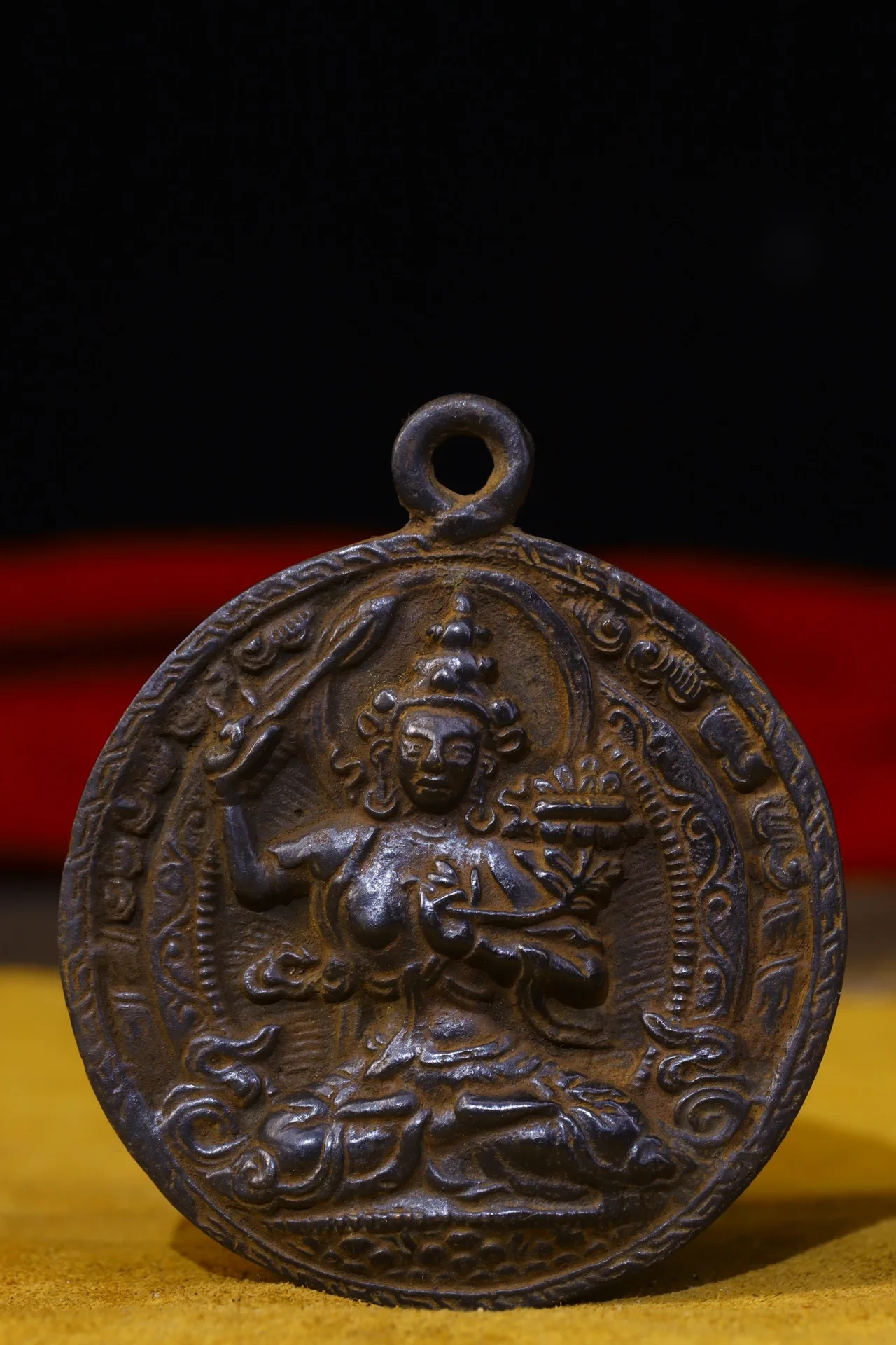 

3"Tibetan Temple Collection Old Bronze Cinnabar Manjusri Bodhisattva Buddha Amulet Pendant Town House Exorcism