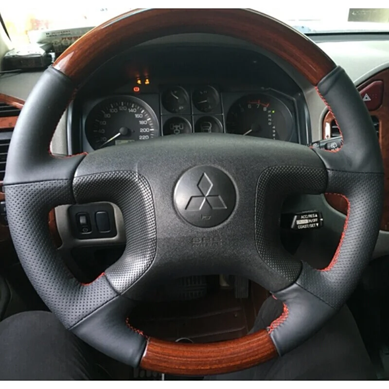 

DIY custom car hand-sewn steering wheel cover For Mitsubishi old Pajero V73 /V77 car handlebar cover