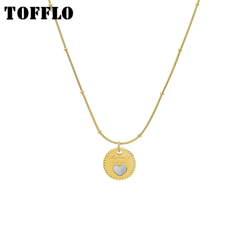 

TOFFLO Stainless Steel Jewelry Letter Peach Heart White Sea Shell Pendant Necklace Female Sweet Clavicle Chain BSP947