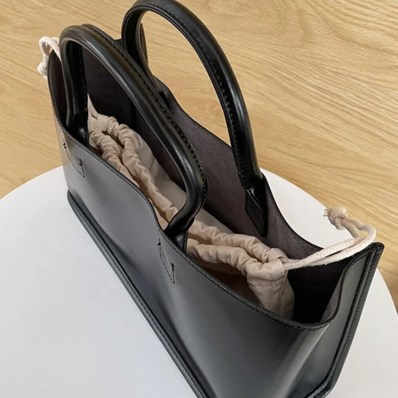 High Quality Women Luxury Handbags Large Capacity Female Simple Handbags Daily Casual Shopping Bags