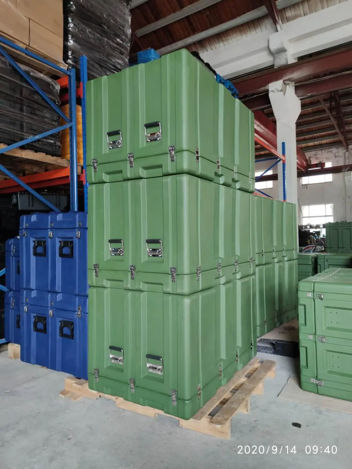Tricases OEM/ODM high quality waterproof plastic military equipment dropping case RS880B