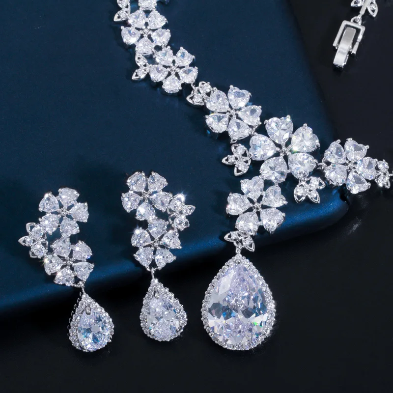 CWWZircons 2023 New Fashion Bridal Flower Necklace and Earrings Cubic Zirconia Women Wedding Jewelry Sets for Brides T108