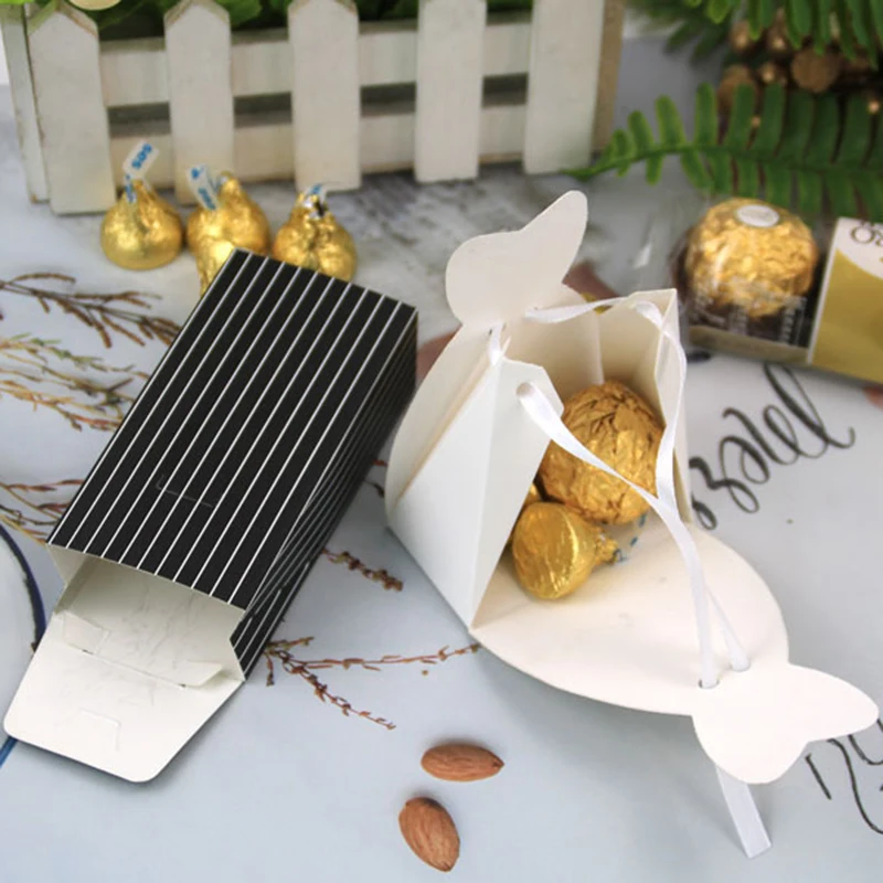 50/100pcs Bride And Groom Wedding Favor And Gifts Box Candy Box DIY Chocolate Box With Ribbon Souvenirs Party Wedding Decoration