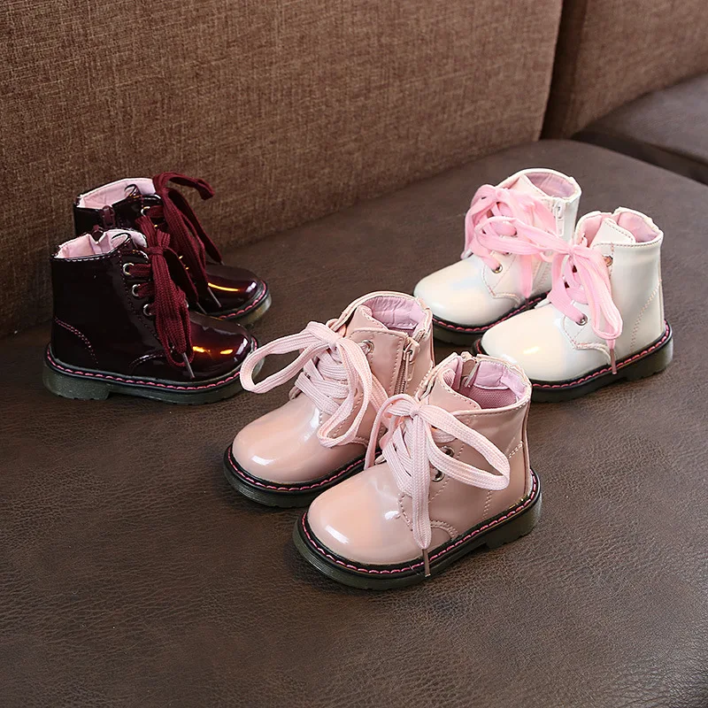 Botas de cuero PU para niños y niñas, zapatos cálidos de moda para niños pequeños, primavera y otoño, invierno, novedad