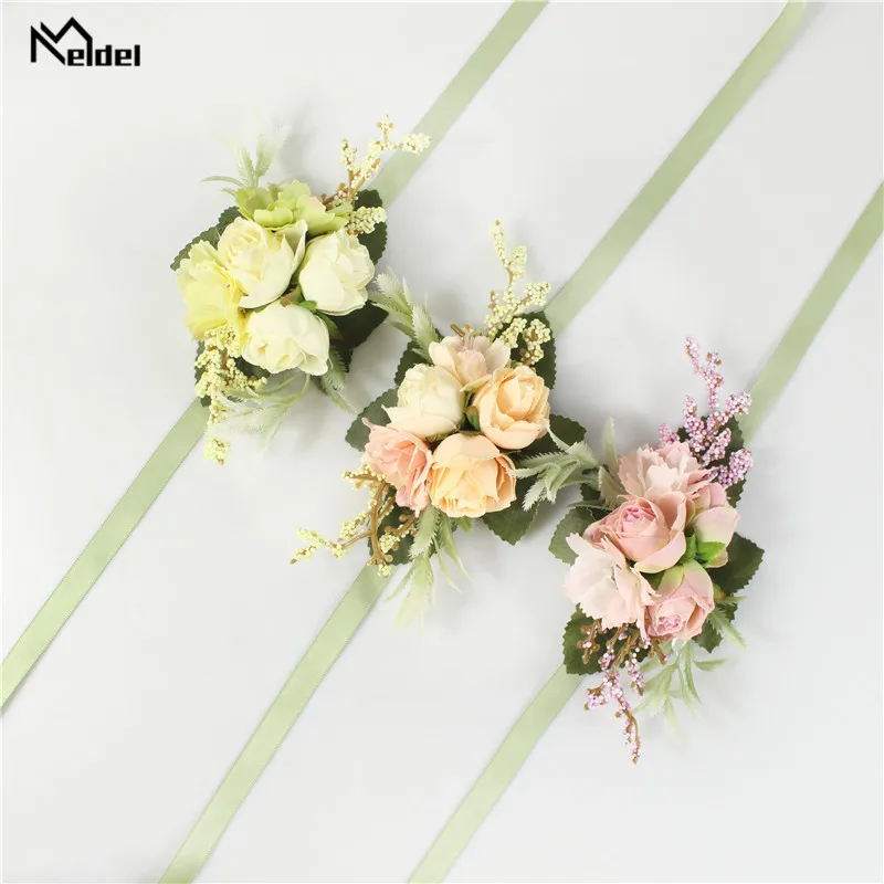 Artificial Silk Flowers Groomsmen Boutonniere Bride Wristband Corsage Sister Wedding Hand Flowers Party Suit Decor Buttonholes