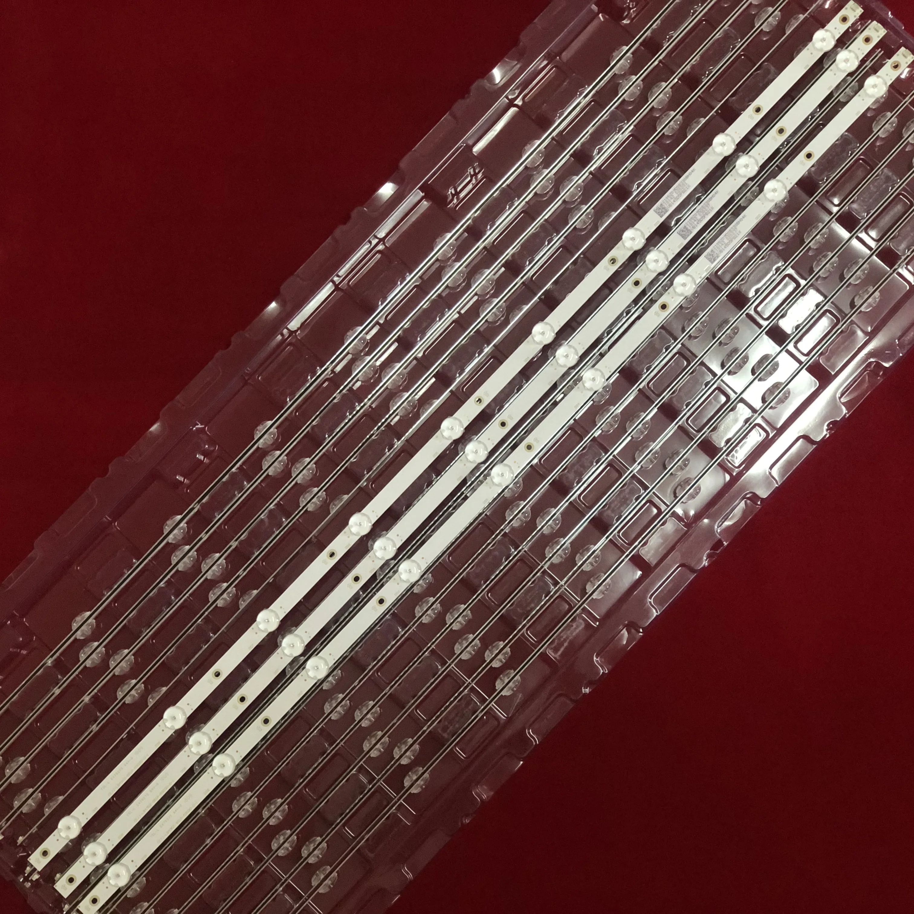 30PCS 3V LED Backlight strip for LB43046 CEJJ-LB430Z-9S1P-M3030-D-1 LE43M3776 LE43M3778 LE43M5776 T4376M LE43M3 LC430DUY SH A1