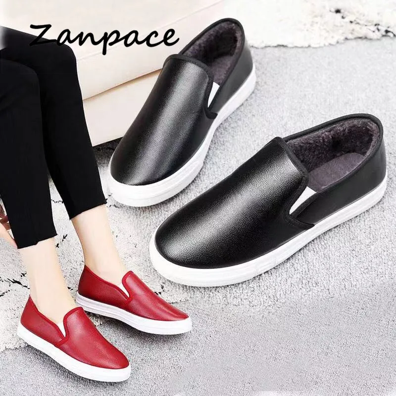 Black Platform Shoes Woman College Style Winter Keep Warm Casual Loafers Leather Shoes Slip-On Ladies Flats Platform Shoes