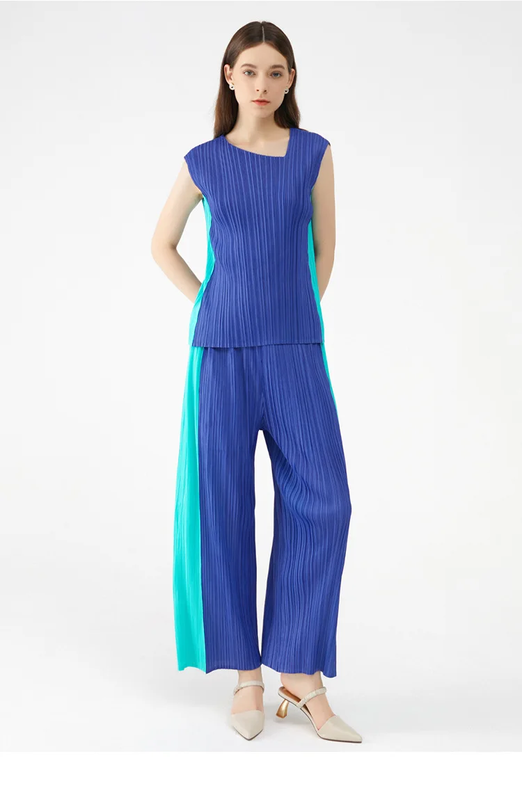 HOT SELLING  Miyake fashion fold  pathwork sleeveless T-shirt + Straight-leg pants set  IN STOCK