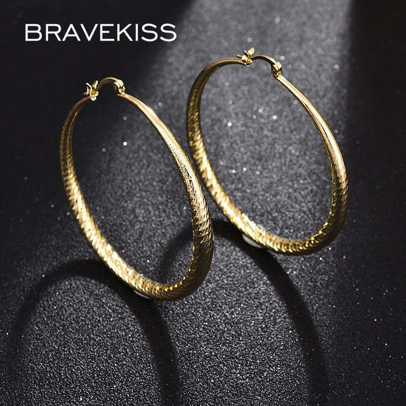 BRAVEKISS NEW 3 Sizes Square Pattern Earrings Electroplating Gold for Women Fashion Earring Jewelry Dating Party Gift UE0740