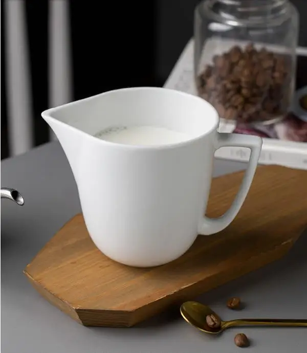 Sharp-nosed Ceramic 450ml Milk Tank with Milk Pull Flower Cup Milk