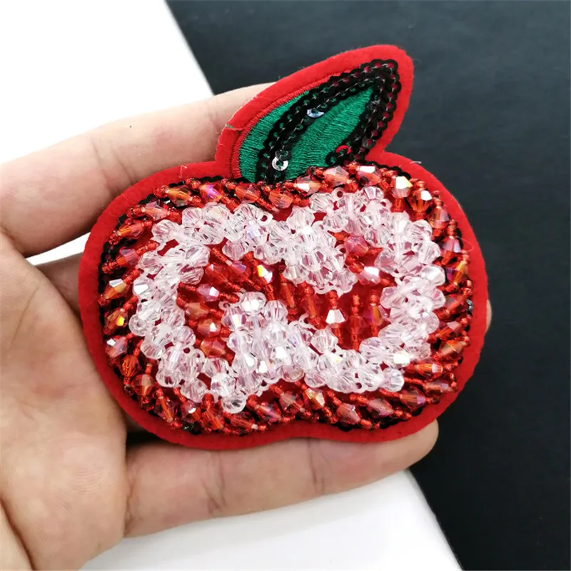 Maxsin 1 Pc High Quality Handmade Beaded Cute Red Apple Clothing Accessories Handbag Shoe Hat Patch DIY