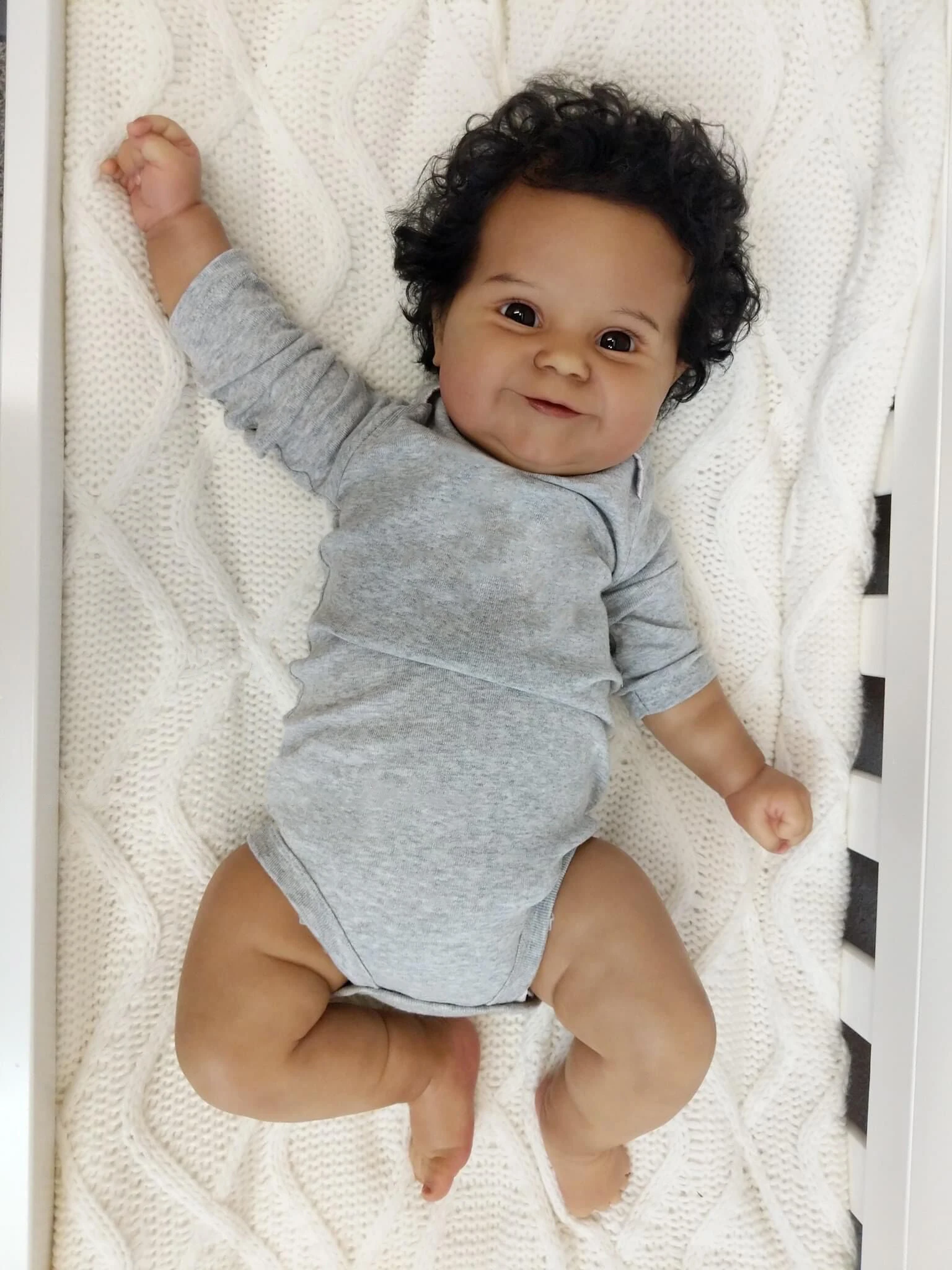 Npk 50cm corpo macio flexível reborn bebê menina maddie pele preta afro-americano bebê cabelo enraizado à mão