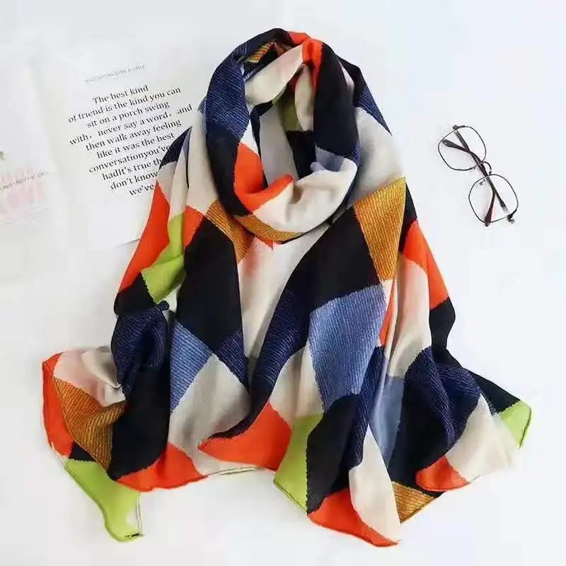 2022 Spain Fashion Daisy Floral Tassel Viscose Shawl Scarf Lady Print Soft Pashmina Stole Wrap Snood Bufandas Muslim Hijab Sjaal