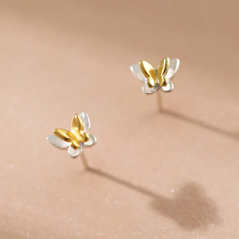 Simple Mini Two Tone Butterfly Wings Stud Earring Fresh Girl Body Penetrating Earrings Charm Lady Party Jewelry Gifts