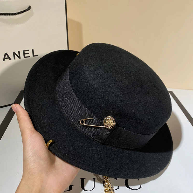 USPOP New Winter Hats Women Black Metal Chain Fedoras Fashion Letter Pin-decorated Wool Hat