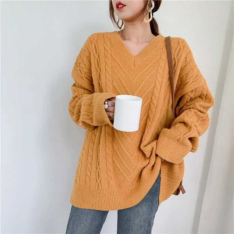 [ZAYAU]South Korea Lovely V-neck Loose Temperament Large Sweater Twist Cover Head Thick Backing in Autumn and Winter2021