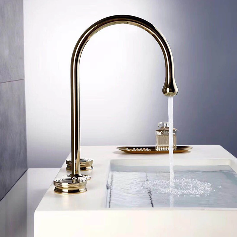 Basin Faucets Bathroom Sink Faucet Gold Paint Brass 3 Holes Double Handle Luxury Bathbasin Bathtub Tap Hot and Cold Water Mixer