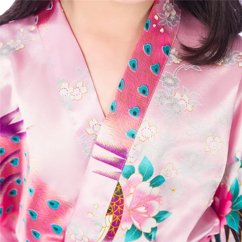 Wholesale Girls Satin Silk Robes for Spa Party Birthday Wedding Bath Robes Toddler Peacock Printed Flower Kids Kimono Robes D10