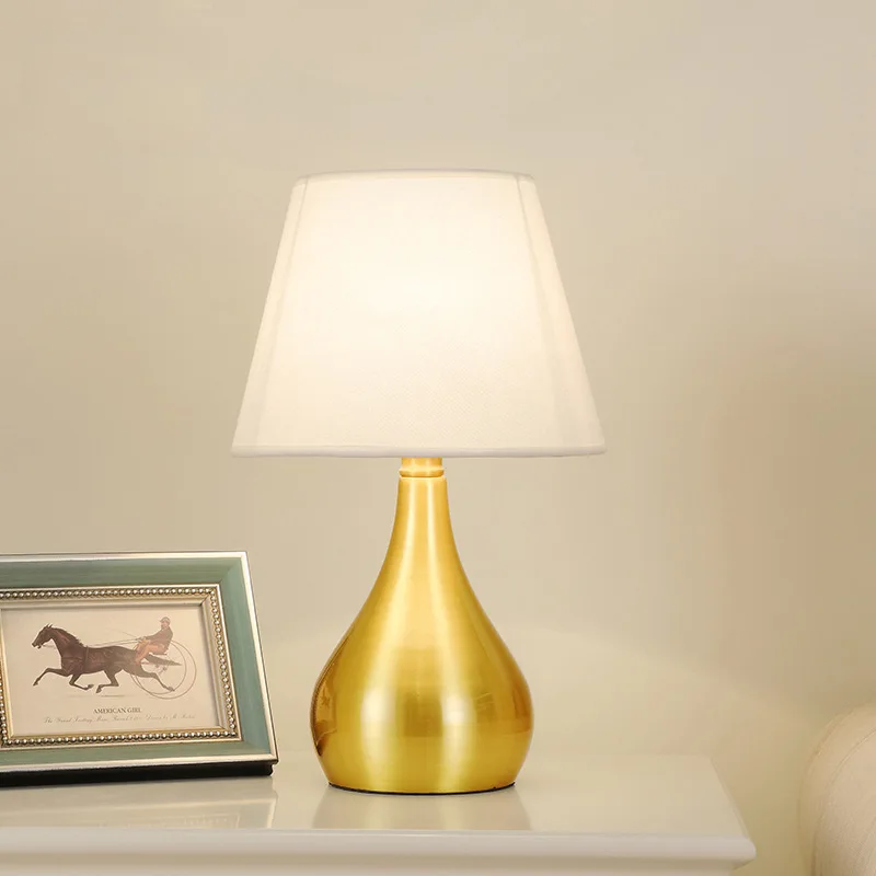 

Modern Copper Fabric Table Lamps Creative Minimalist Living Room Bedroom Bedside Desk Lamps American Country Reading Table Lamps