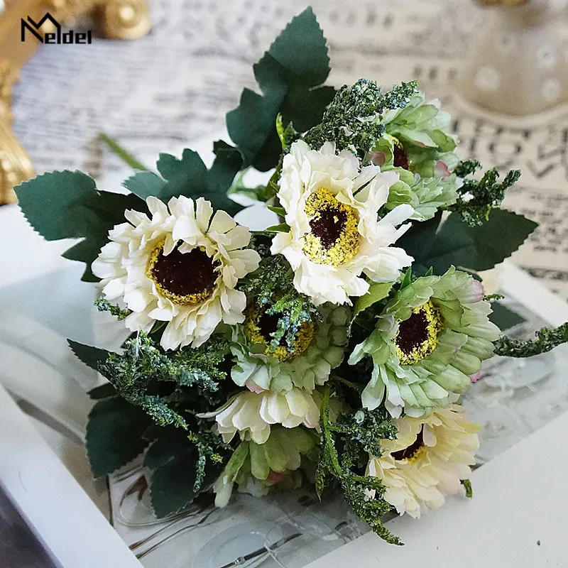 Ungu Daisy Buatan Sutra Flores Kecil Bouquet Pengaturan Palsu Bunga Gerbera DIY Home Hotel Pesta Pernikahan Tabel Dekorasi Flore