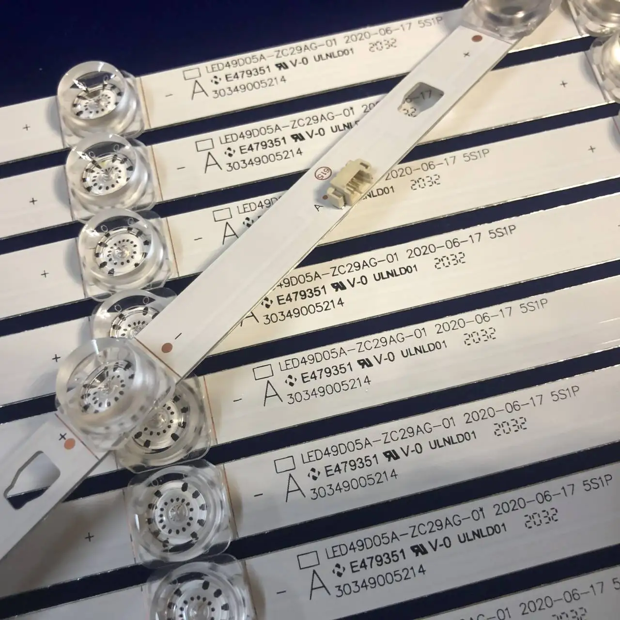 9 قطعة LED قطاع LED49D05A-ZC29AG-01 LED49D05B-ZC29AG-01 ل LS50M31G LS50A51 LU50C51 LU50J51 LT-49MA875 V500DJ6-QE1 4T-C50AHMA