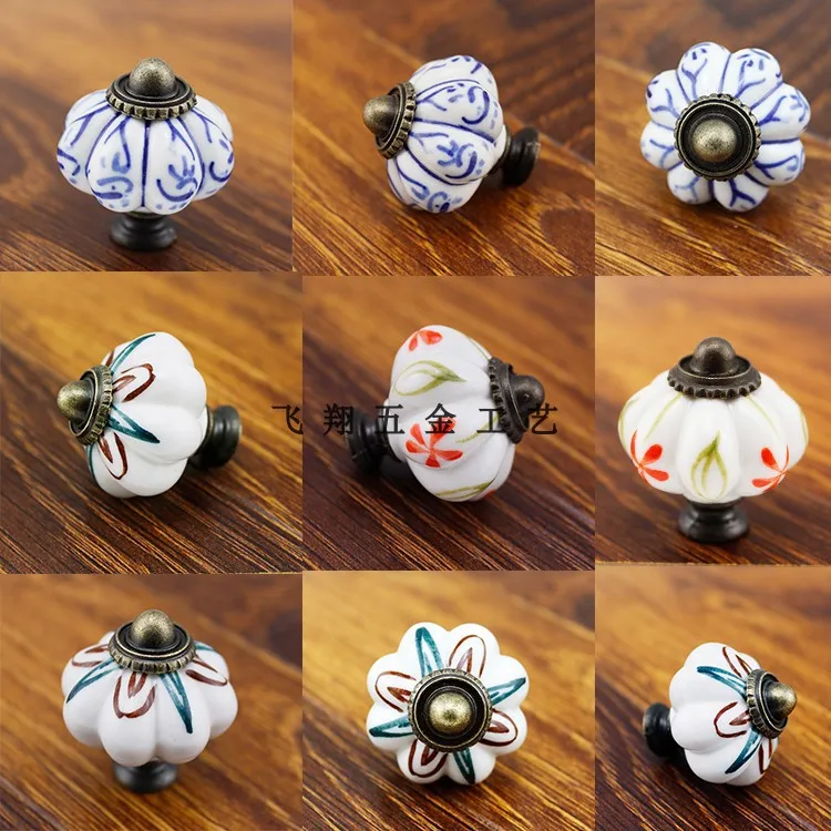 33 * 38mm Hand Painted Ceramic Blue and White Porcelain Pumpkin Handle Classical Handle Twist Chest Drawer Cabinet Single Hole