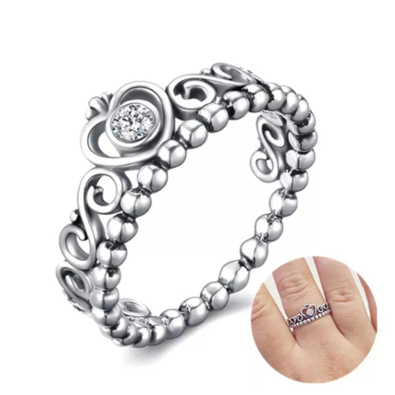 Hot Selling Silver Color Ring Hollow Love Heart Crown Party Ring Ladies Wedding Ring Original Exquisite Luxury Jewelry