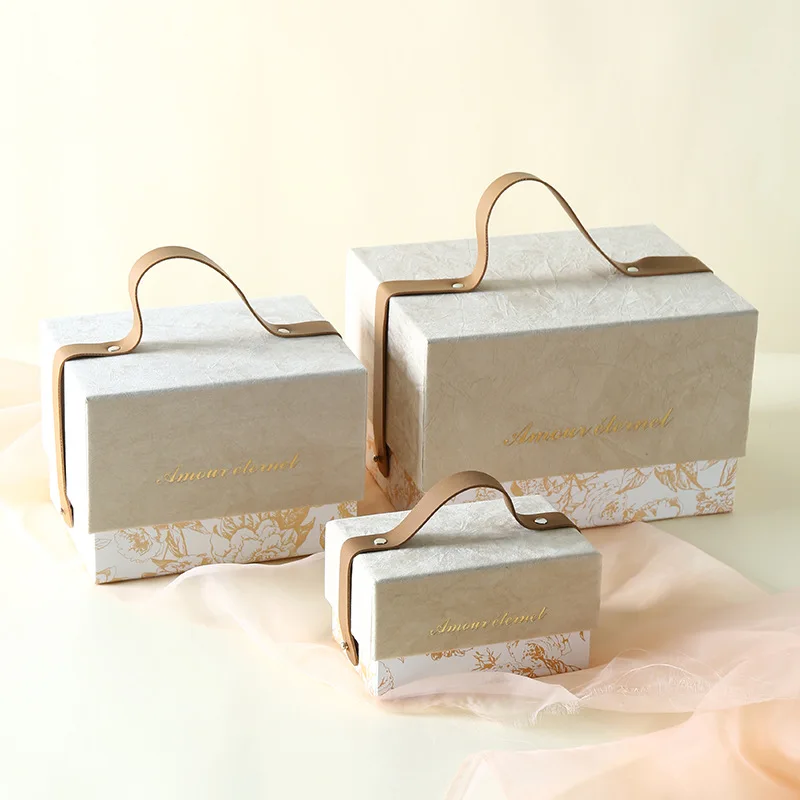 European Style Portable Wedding Candy Box, Flannel Bridesmaid Gift Box, Wedding Party Supplies, Gift Packaging
