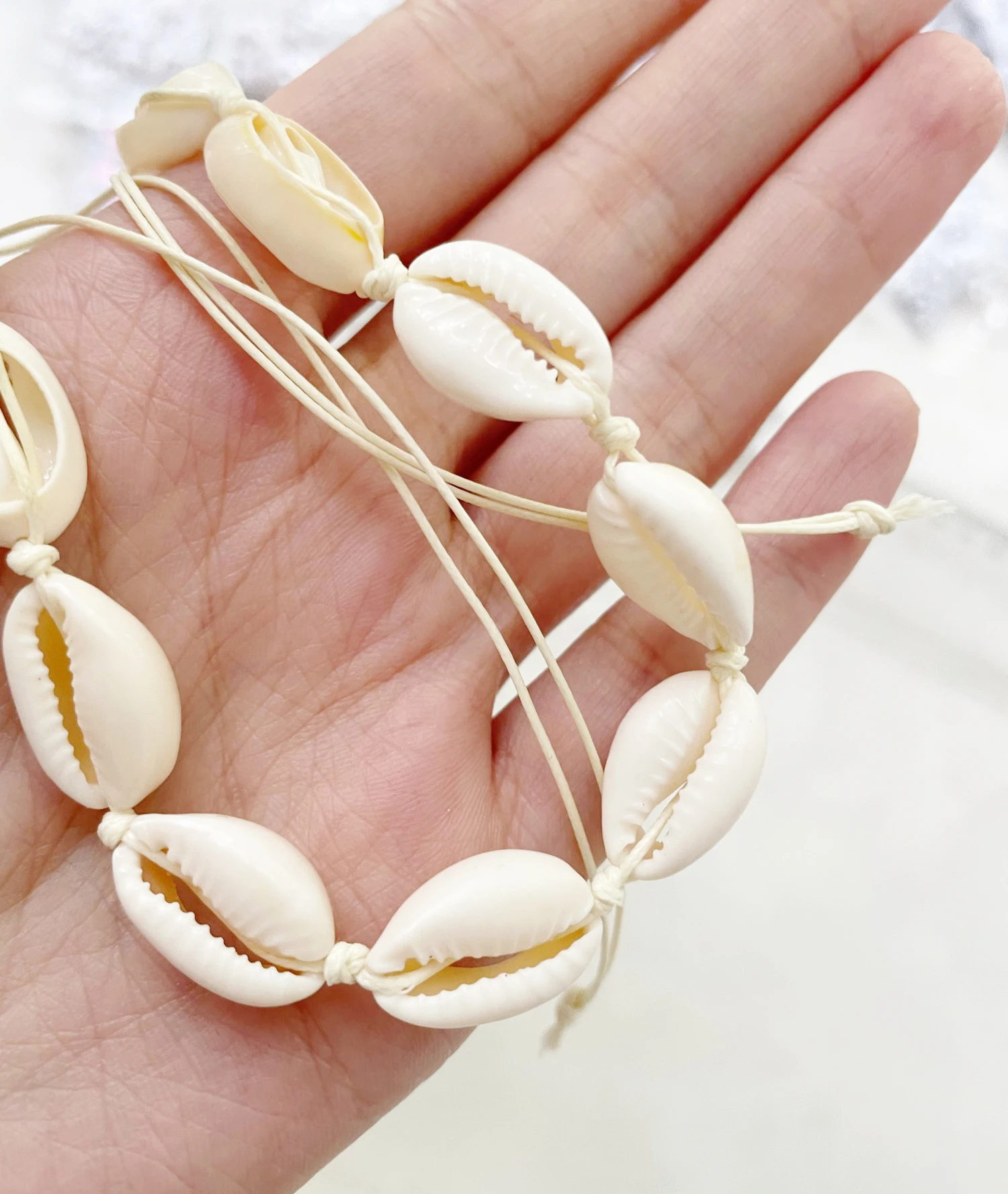 Naturalne białe owalne koraliki z otworami Cowrie Conch Ręcznie robione luźne koraliki dystansowe do tworzenia biżuterii Bransoletka Naszyjnik — zdjęcie 6