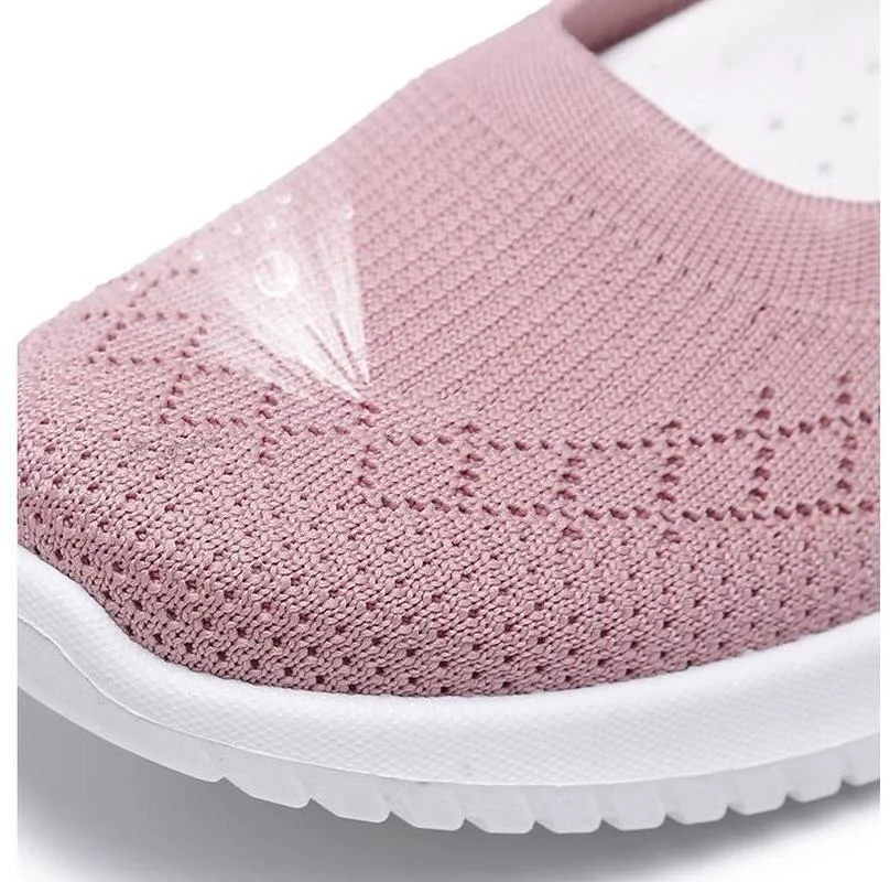 Women's Sports Shoes New Fashion Socks Casual Shoes White Sports Shoes Summer Vulcanized Mesh Sports Shoes Denis Femino