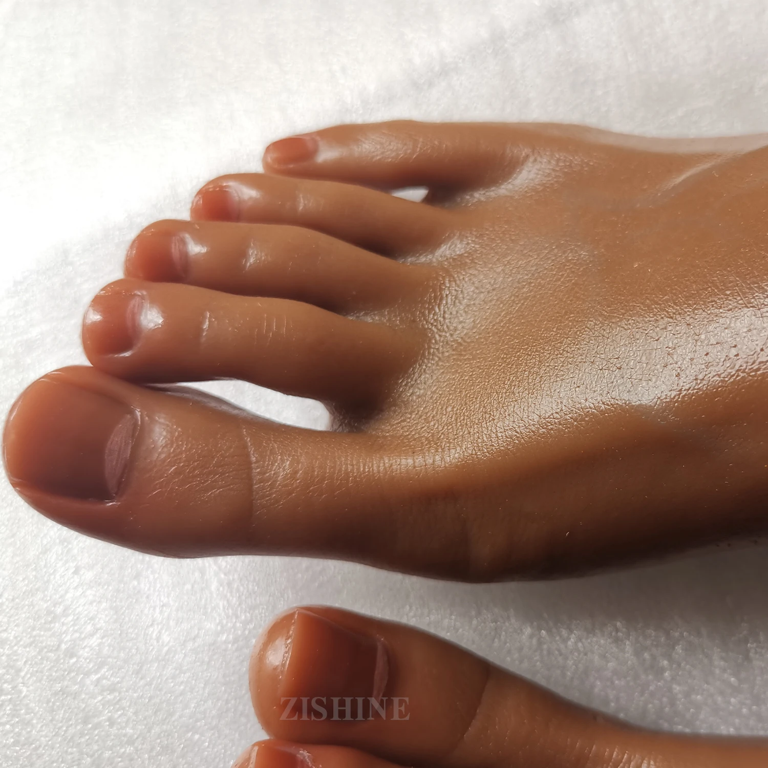 ZISHINE Simulation Silicone Foot Model Brown Black Plantar Lifleike Fetish Foot Leg Shoes Display Fake Nail Art Props TG3700-C6