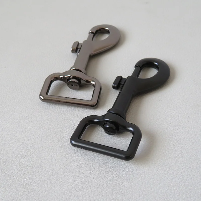 1Pcs/Lot 25mm Metal Buckle Swivel Lobster Clasp Carabiner Clip Snap Hooks For Straps Dog Pet Leash Hardware Sewing DIY Accessory