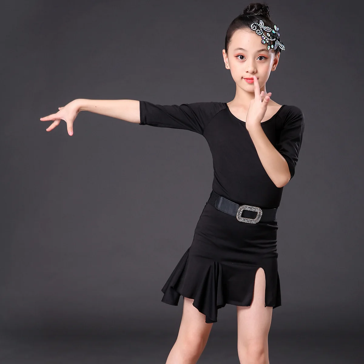 2020 Girls Latin Dresses For Dancing Sexy Tassel Fishbone Dance Skirt Ballroom Rumba Samba Children Cha Cha Tango Dance Dress