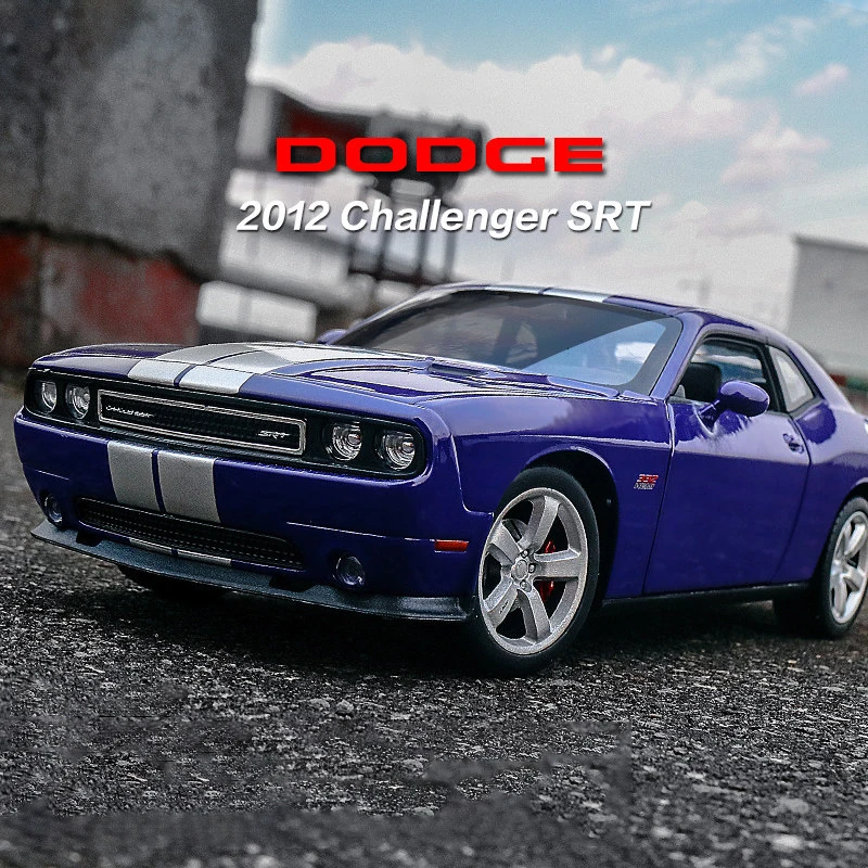 

WELLY 1:24 Dodge Challenger SRT 2012 Alloy Car Model Diecast Toy Vehicle High Simitation Cars Toys For Children Kids Gift