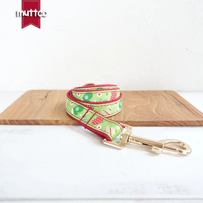 MUTTCO retailing unique style MERRY CHRISTMAS design durable dog leash 5 sizes UDC011J