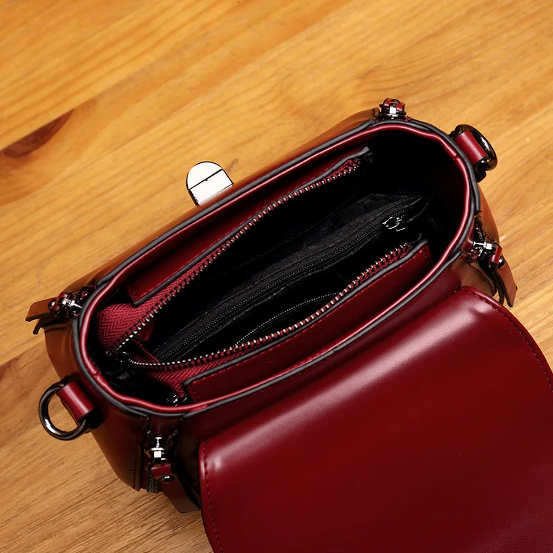 European Style Retro Crossbody Bags For Women Hard Genuine Leather Solid Color Rivets Shoulder Bag Female Fashion Casual Handbag