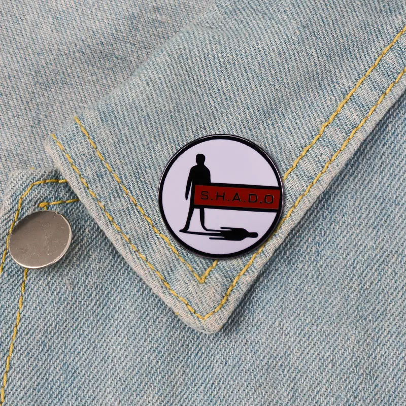 UFO SHADO Pin Broch Gerry Anderson TV Series Logo Badge view 5