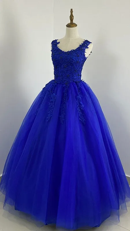 Nieuwe Party Dress Quinceanera Jurken Luxe Prom Dress Mouwloze V-hals Real Photo Baljurk Vintage Aanpassen Kleur Vestidos