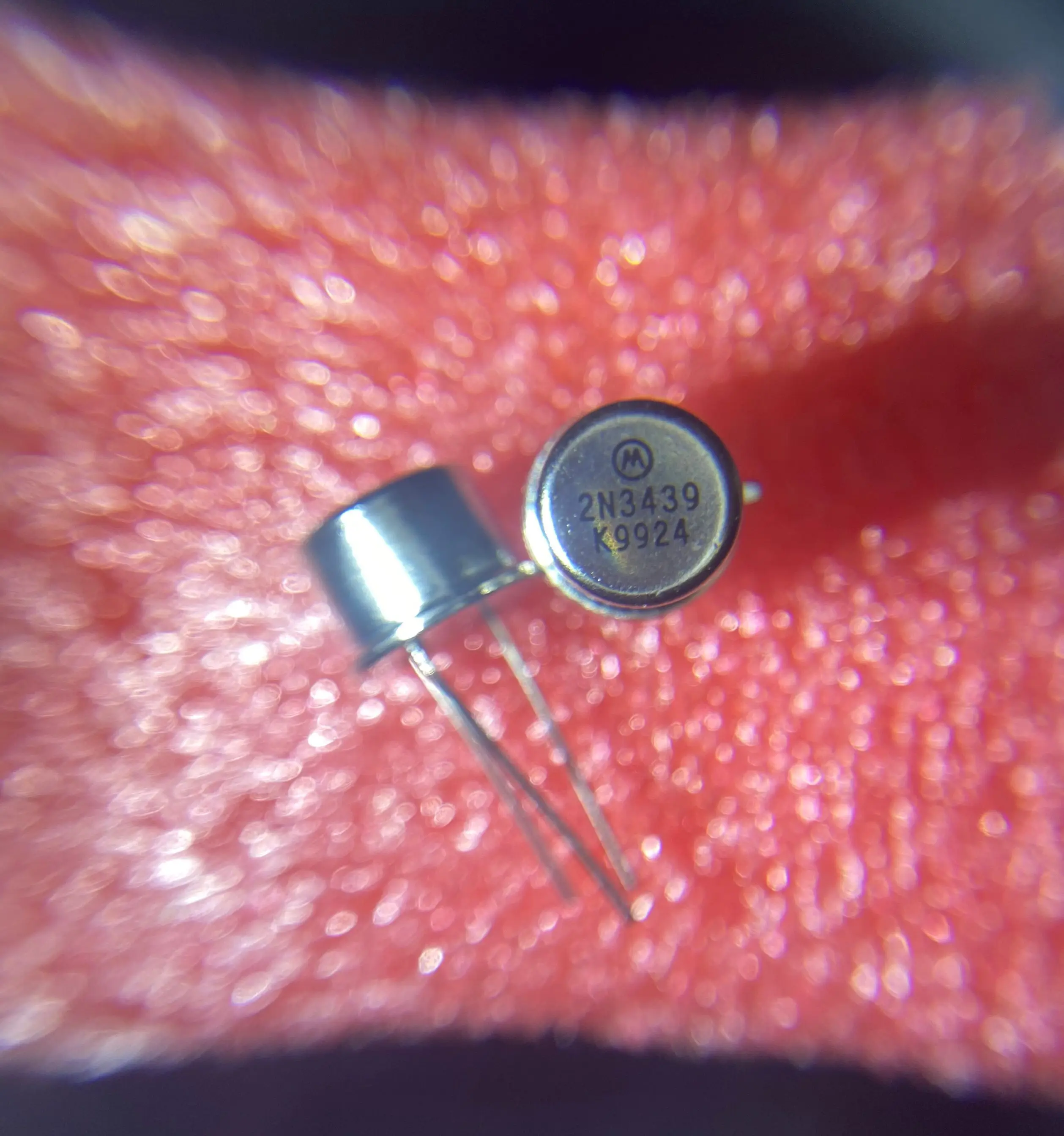 10 قطعة/الوحدة PNP الترانزستور الترانزستور 2N2102 2N2905 2N4033 2N3053 2N3019 2N3439 100% العلامة التجارية جديد الأصلي شحن مجاني